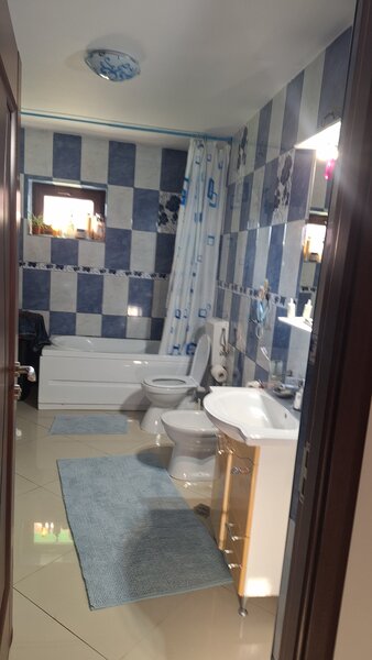 Prahova, casa in apropiere de Ploiesti.